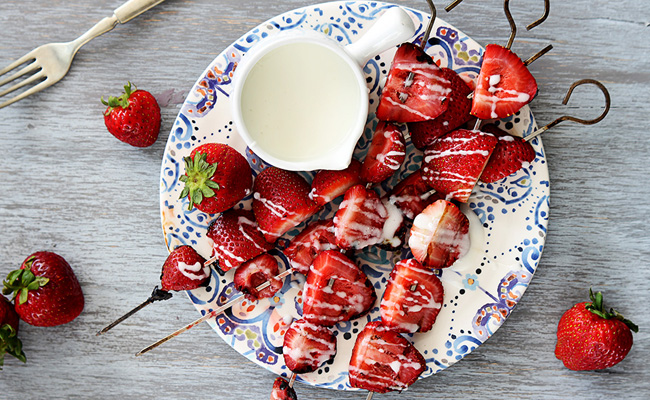 creme_de_la_crumb_grilled_strawberries